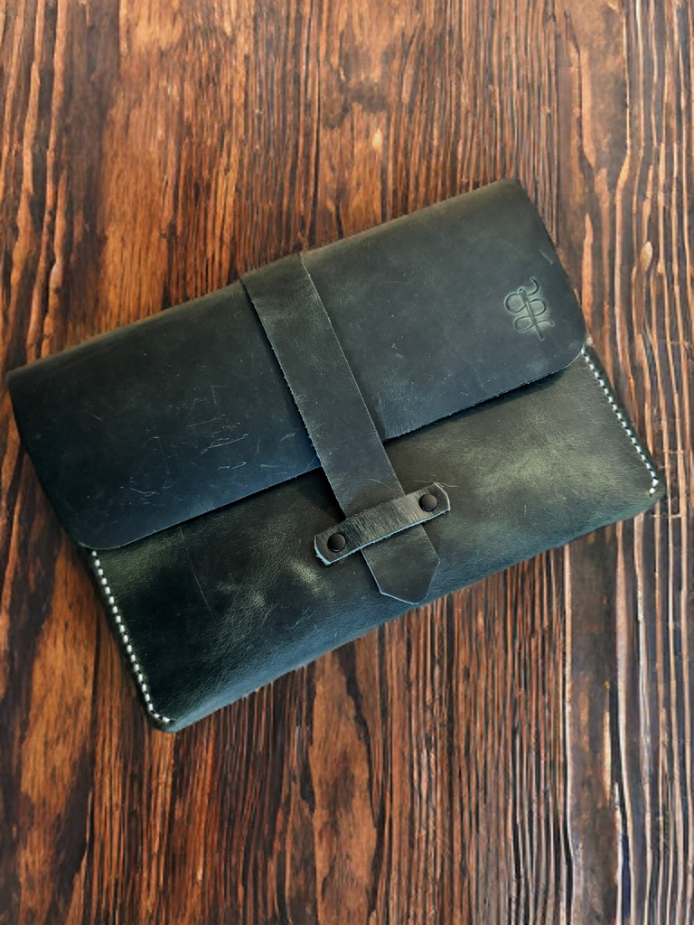 Custom Evergreen Clutch